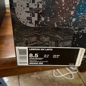 Men’s Lebron XIV LMTD